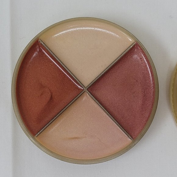 Elizabeth Arden Shimmering Lip Gloss - Gloss‎ Scintillant - NEW RARE COLORS - Picture 2 of 3